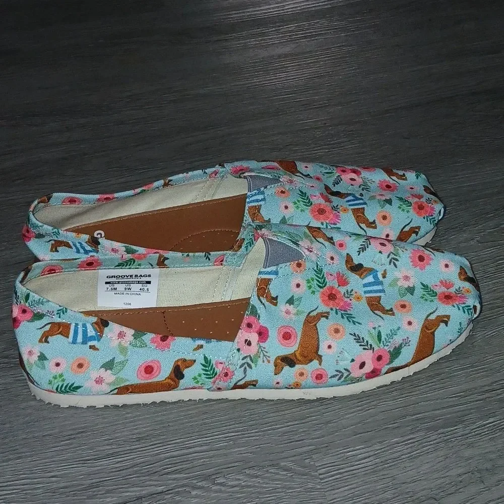Groove Bags Dauch hound floral print canvas slip on shoes Sz 7.5 NWOT